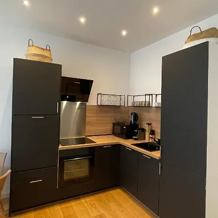 Apartment 3 Etoiles, Chaleureux Et Bien Equipe *